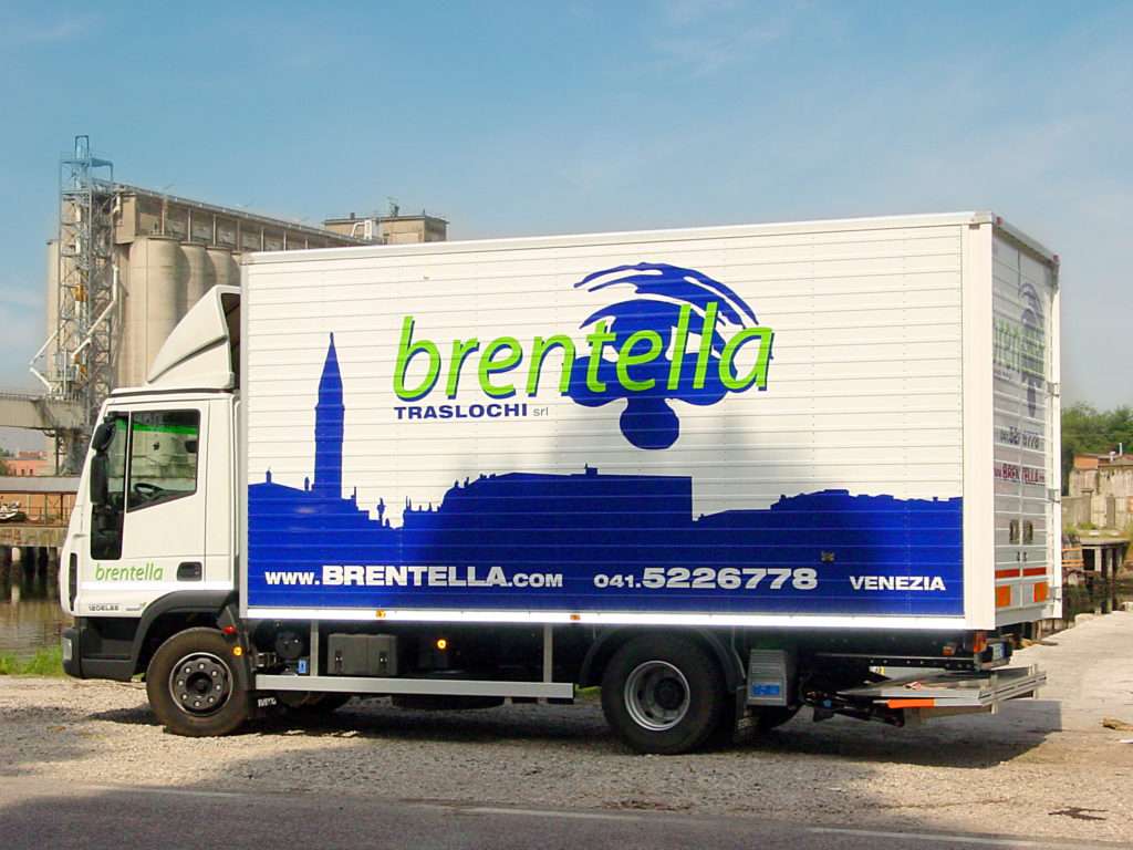 Traslochi via terra